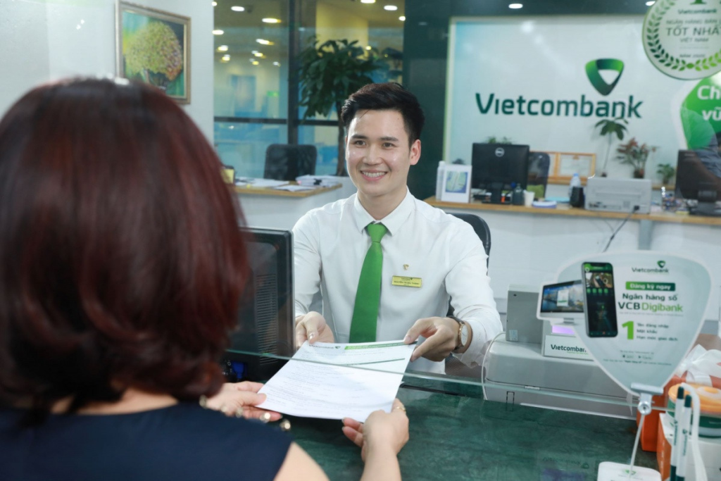 Một số điểm giao dịch lớn vẫn hỗ trợ khách hàng vào sáng thứ Bảy